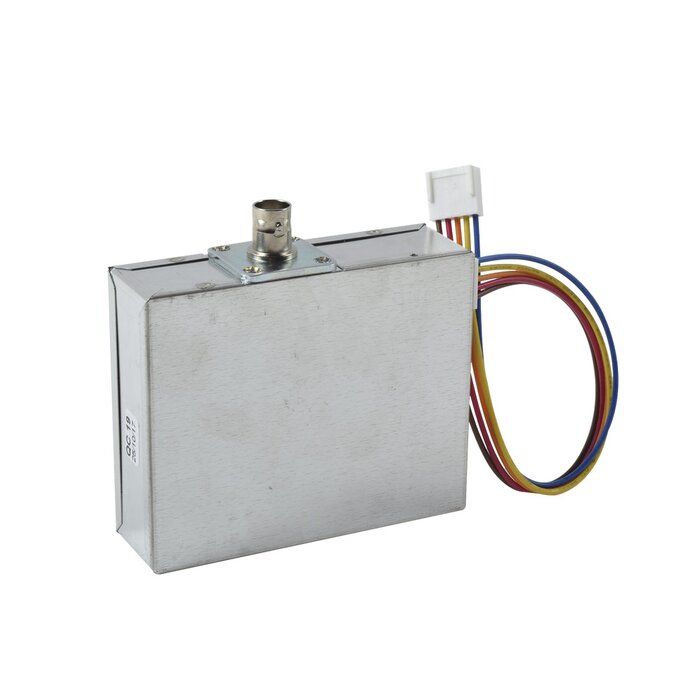 Comunicador Radio UHF para paneles de Alarma hasta 30Kms de Alcance. Frecuencia de 435 - 470 MHz. Compatible con Paneles de Alarma Serie Hunter e interfaces SAT9PID y SAT8. Potencia de 2.5W.