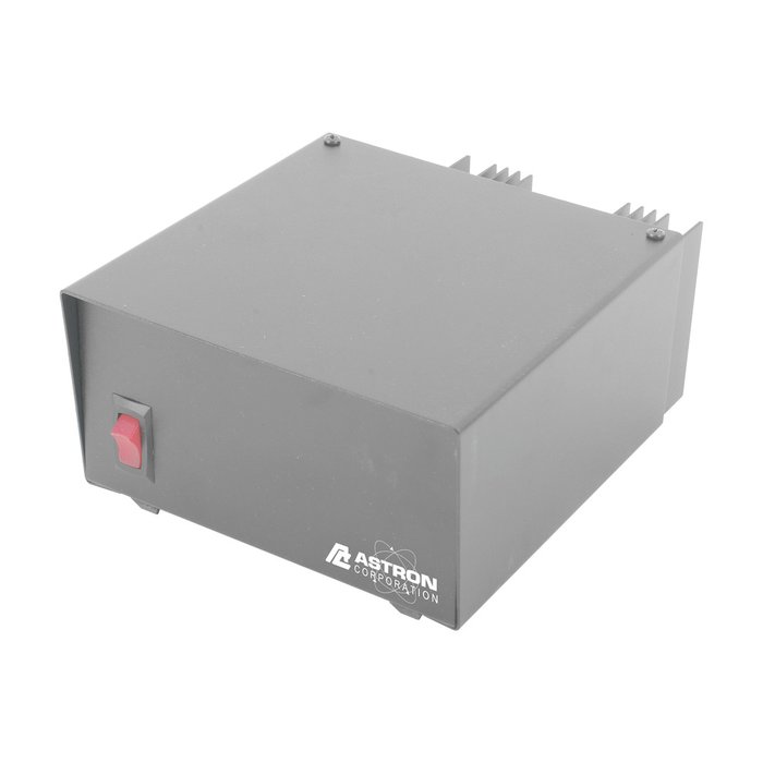 Fuente de poder Astron |Salidas: 13.8 Vcd, 12A |Lineal Regulada