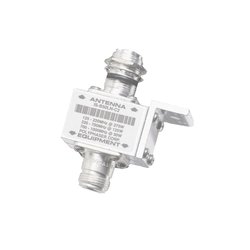 Protector RF Coaxial Para 125 - 1000 MHz de Ceja Frontal y Conectores N Hembra en Ambos Lados