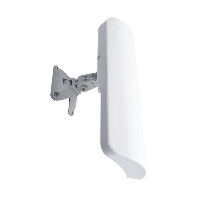 (mANT 15s) Antena Sectorial de 15dBi con Angulo de Apertura de 120° con un rango de 5.17 - 5.825GHz