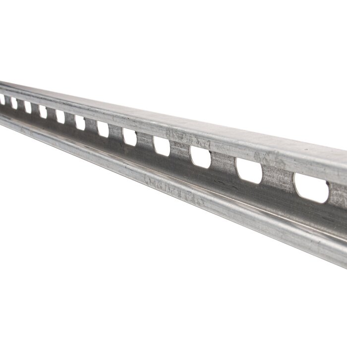 Unicanal perforado 4x2, 3000 mm, con acabado Electro Zinc