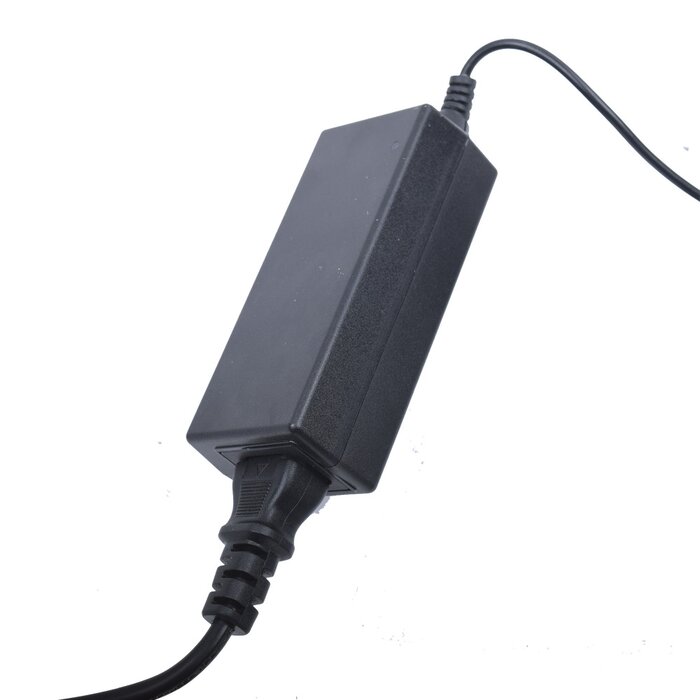 Fuente de poder de 24 Vcd regulado @ 3A; UL; Voltaje de entrada de 100-240 Vca
